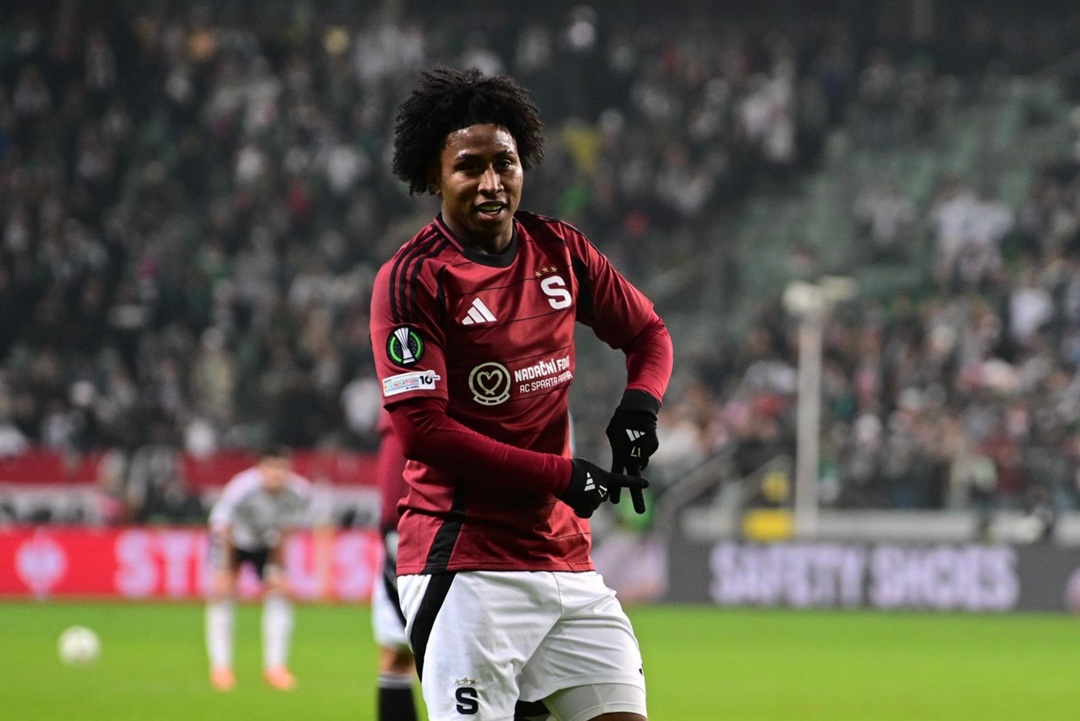 Angelo Preciado, decisivo con asistencia en triunfo clave del Sparta Praga en la Conference League