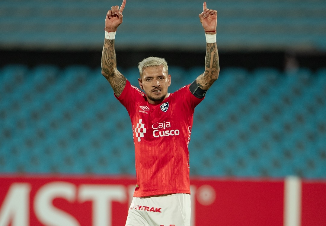 Carlos Garcés: "Estoy haciendo los papeles para ser peruano, me encantaría jugar por la selección"