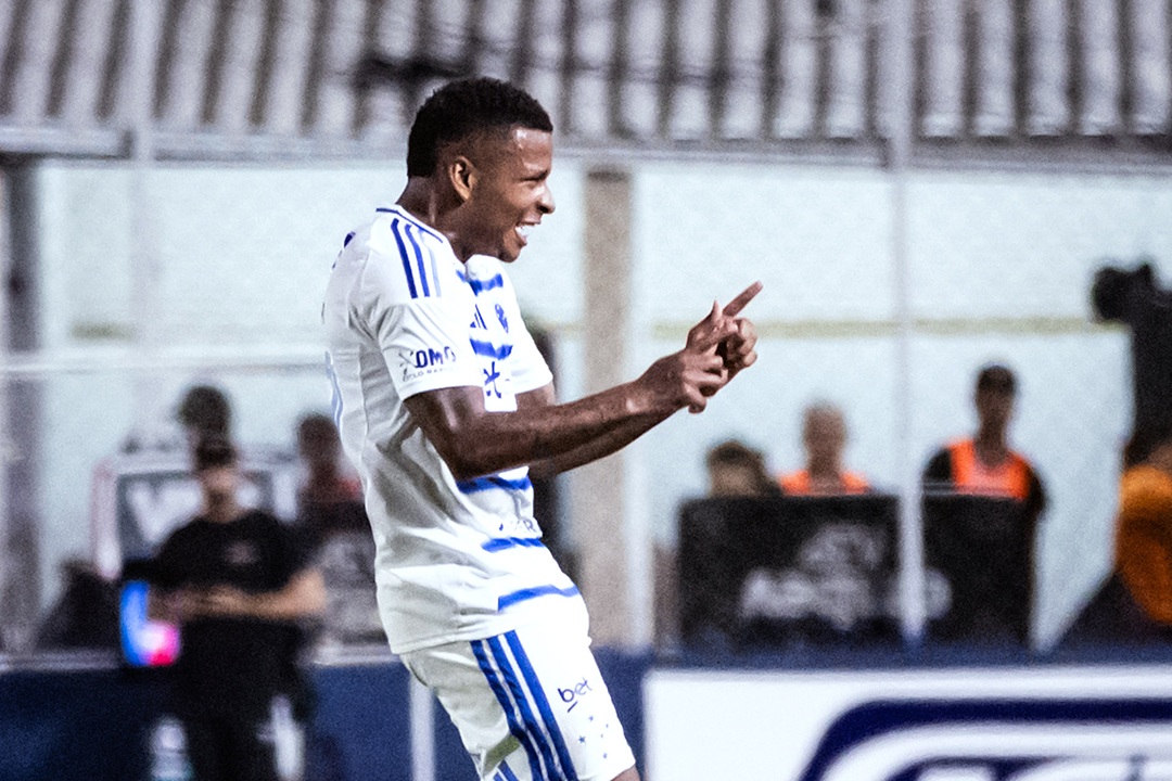 Keny Arroyo anota y encamina la clasificación de Cruzeiro a las semifinales del Campeonato Mineiro