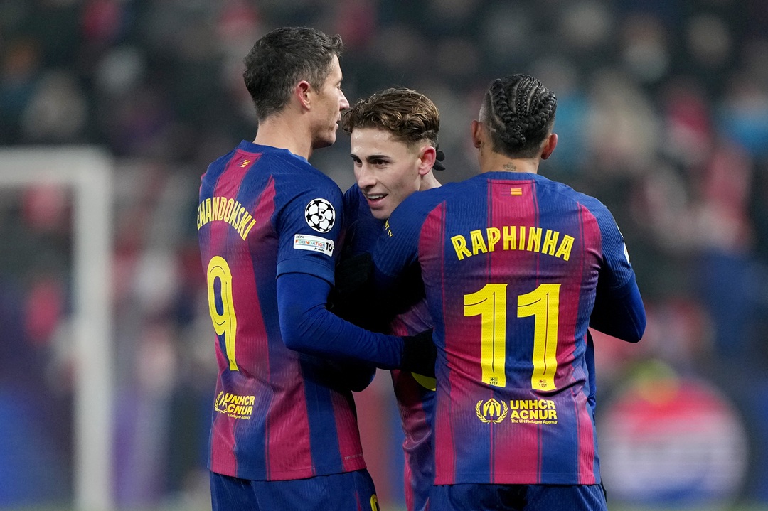 El Barcelona gana un partido clave al Slavia Praga y se acerca al Top 8