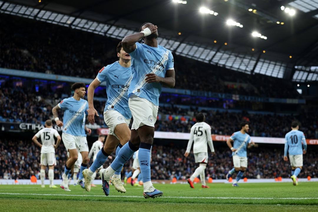 Manchester City supera a Salford y avanza en la FA Cup