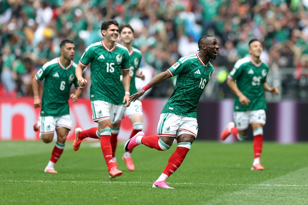 Julián Quiñones anota el primer gol del Mundial 2026